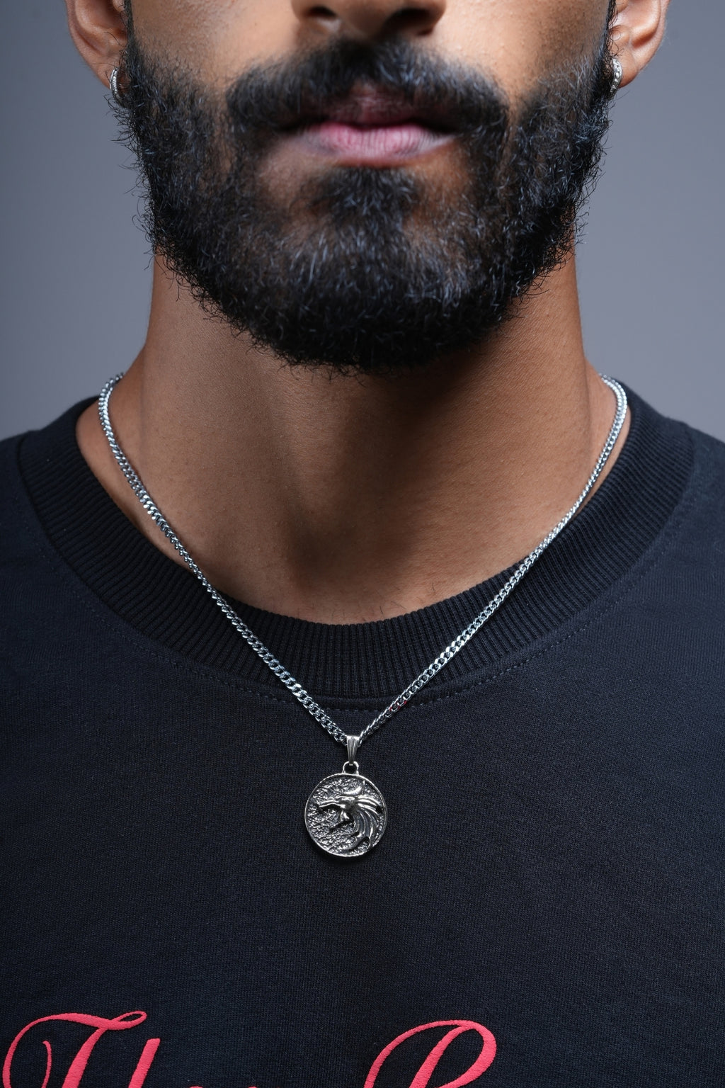 SILVER GRIFFIN MEDALLION PENDANT NECKLACE