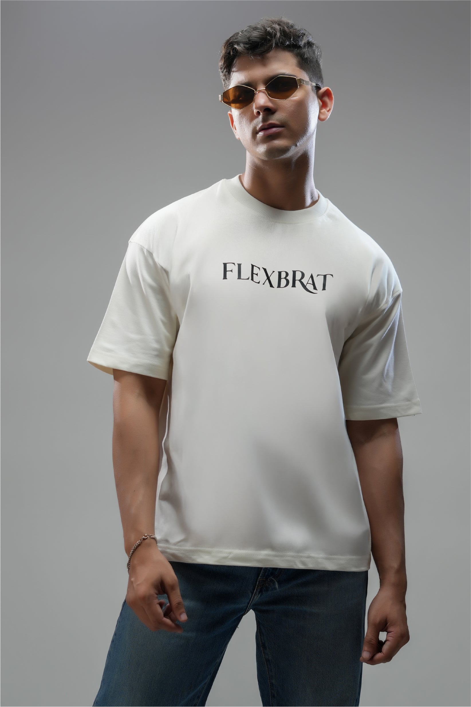 OFF WHITE OVERSIZED CLASSIC UNISEX TEE