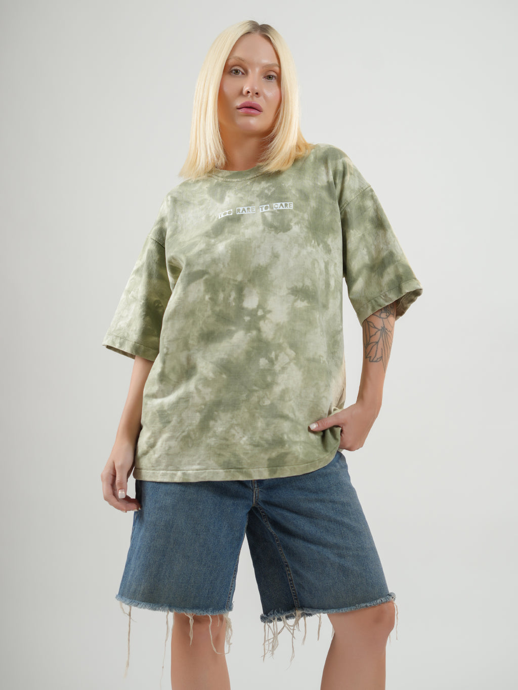 TOO RARE TO CARE – GREEN ACID WASH UNISEX TEE