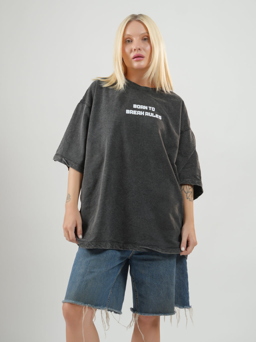 BORN TO BREAK RULES - ACID WASH UNISEX TEE